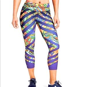 ATHLETA Blue Orange Sonar Kaleidoscope Colorful Chevron Cropped Leggings Sz L